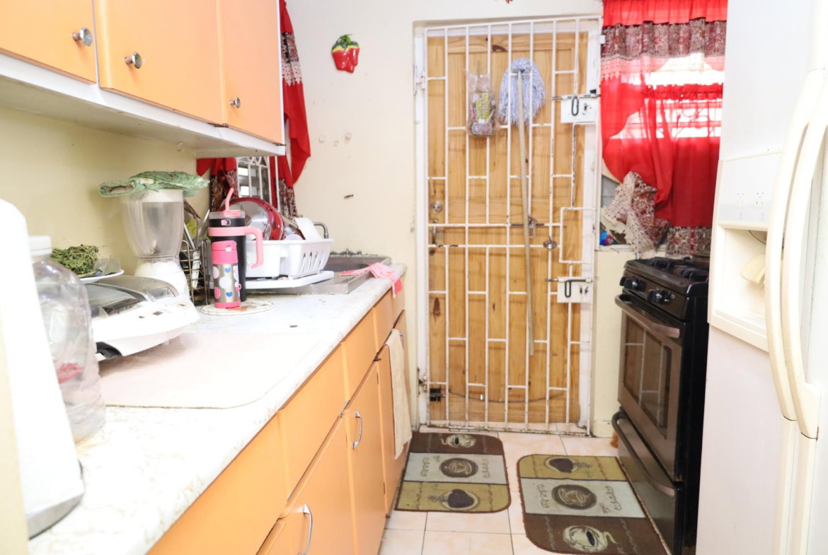 Eighth image of 5 Acres Place, Queensbury in Kingston 19, St. Andrew, Jamaica - property is For Sale