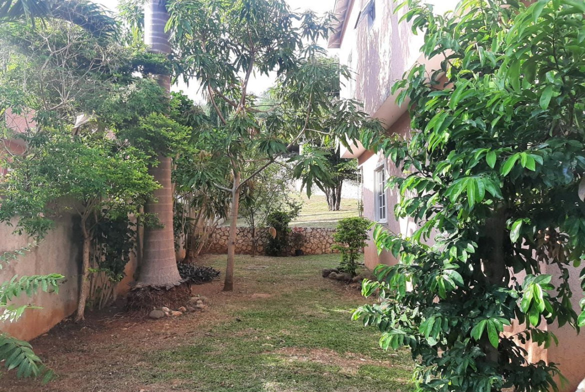 Seventeenth image of 2 Horatio Drive in Kingston 19, St. Andrew, Jamaica - property is For Sale