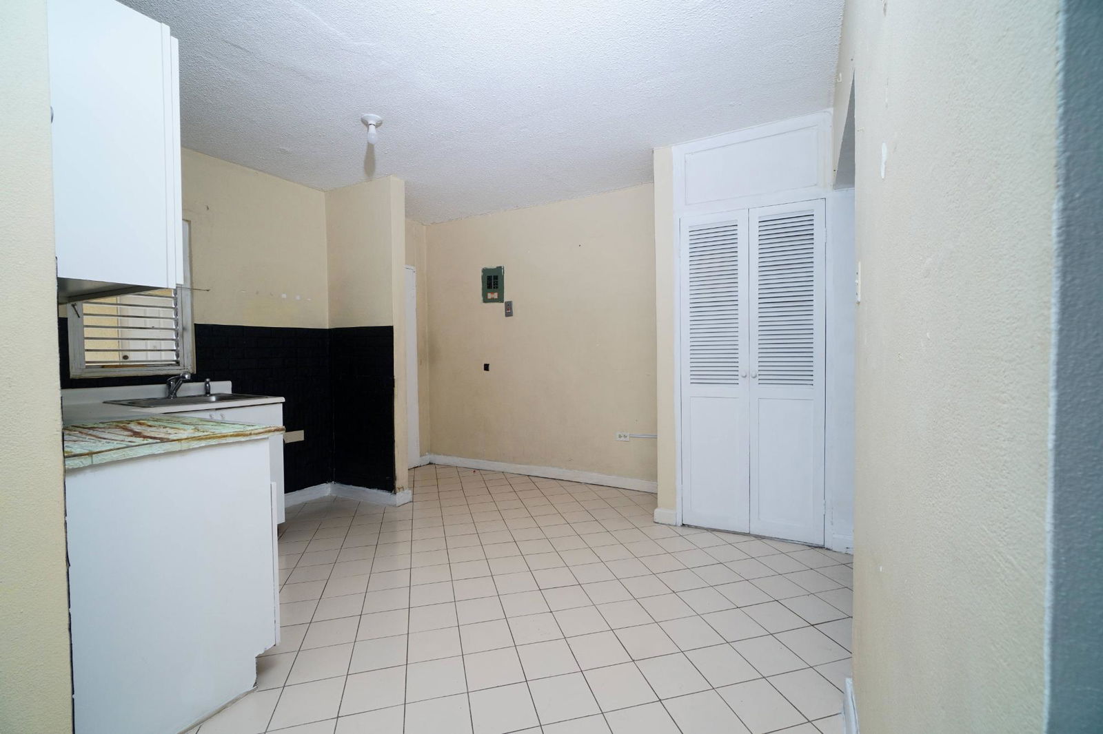 Fourth image of 87e-13 Merrivale Close, Merrival in Kingston 8, St. Andrew, Jamaica - property is For Sale