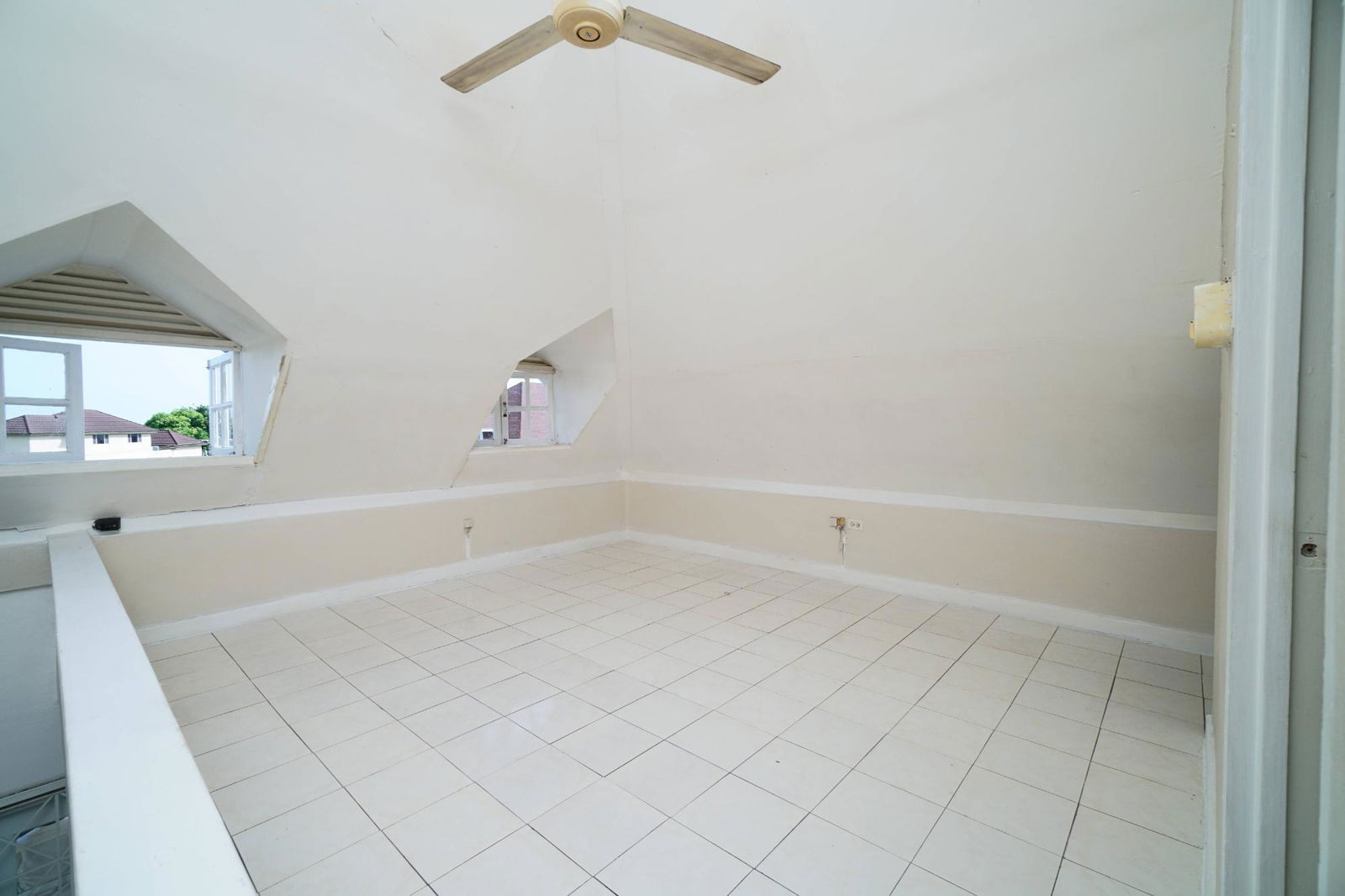 Tenth image of 87e-13 Merrivale Close, Merrival in Kingston 8, St. Andrew, Jamaica - property is For Sale