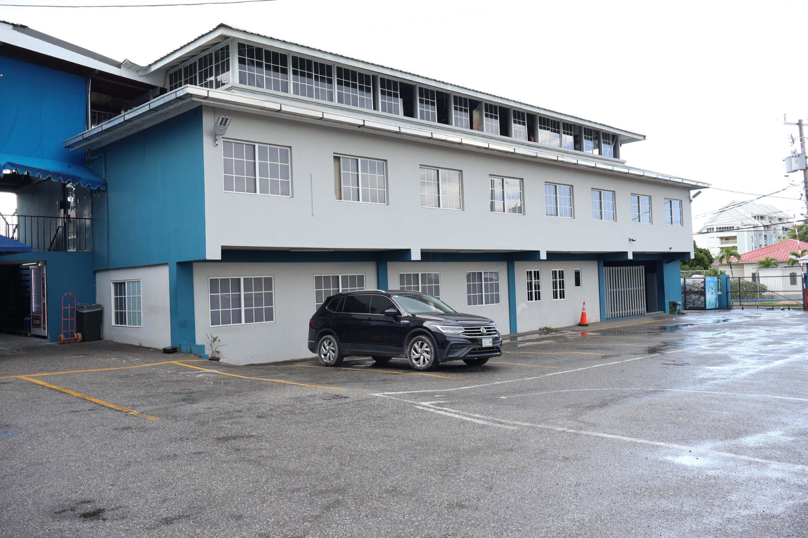 Third image of 12-14 Worthington Terrace in Kingston 5, St. Andrew, Jamaica - property is For Rent