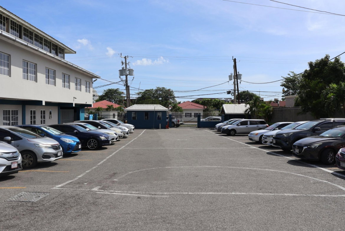 Sixth image of 12-14 Worthington Terrace in Kingston 5, St. Andrew, Jamaica - property is For Rent