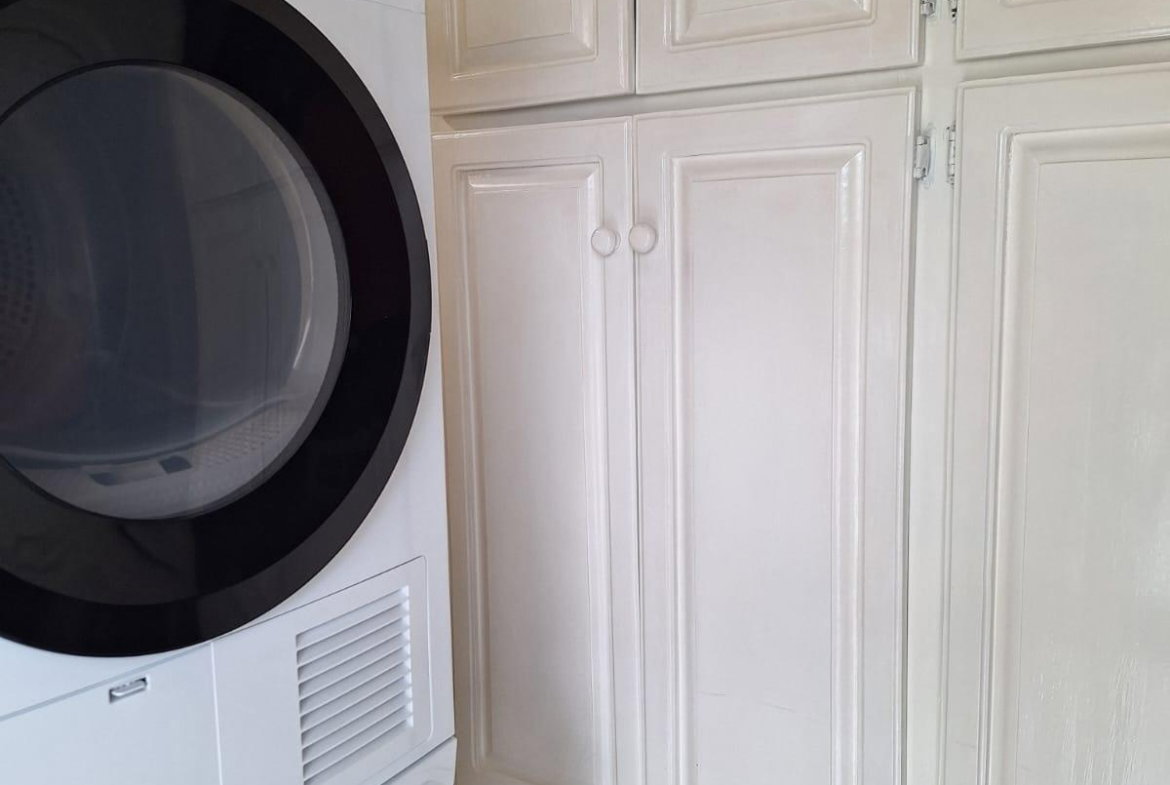 Fourth image of 6 Fairlane Avenue in Kingston 6, St. Andrew, Jamaica - property is For Rent