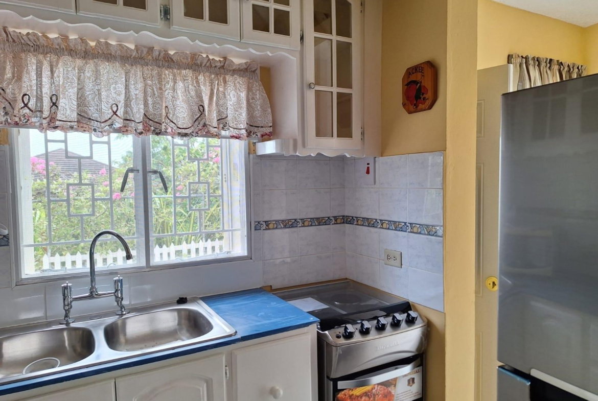 Fifth image of 6 Fairlane Avenue in Kingston 6, St. Andrew, Jamaica - property is For Rent