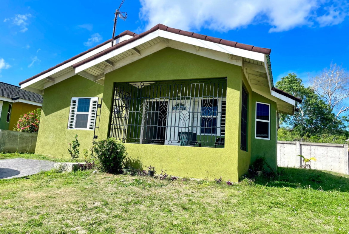 First image of 427 Stonebrook Manor in Falmouth, Trelawny, Jamaica - property is For Rent
