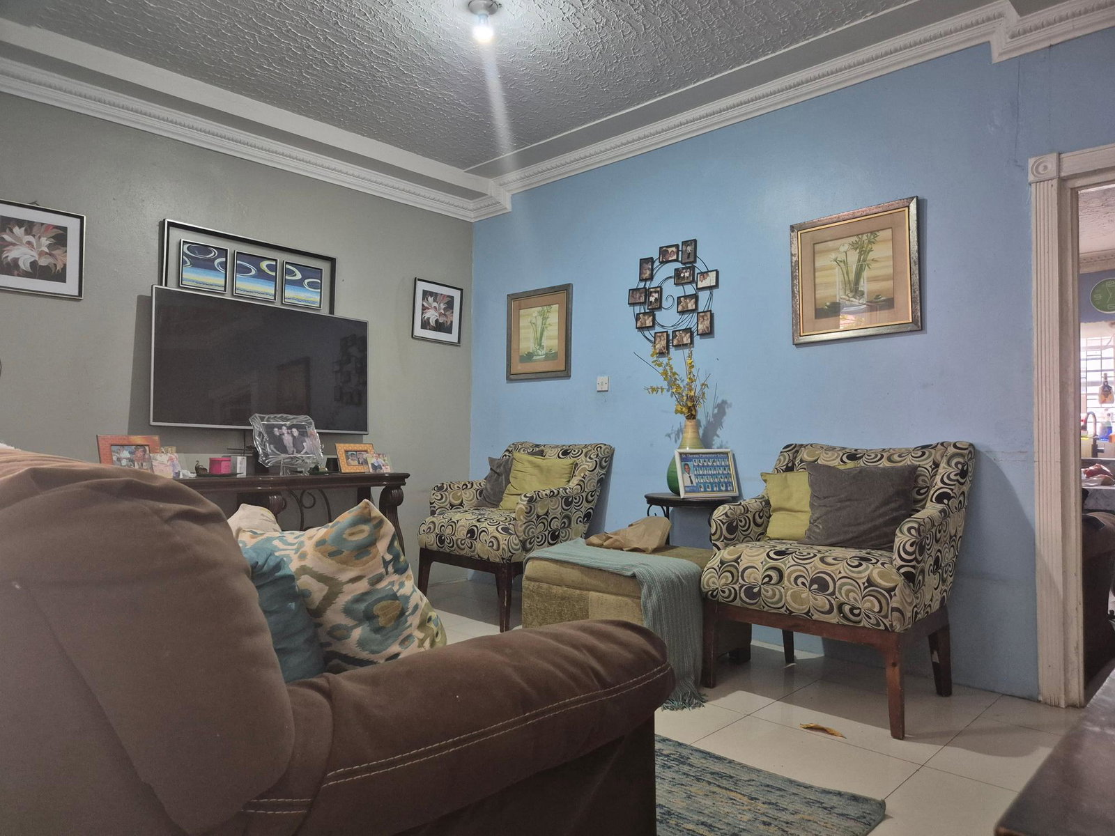 Fifth image of 19 Fort Nugent Drive in Kingston 17, St. Andrew, Jamaica - property is For Sale