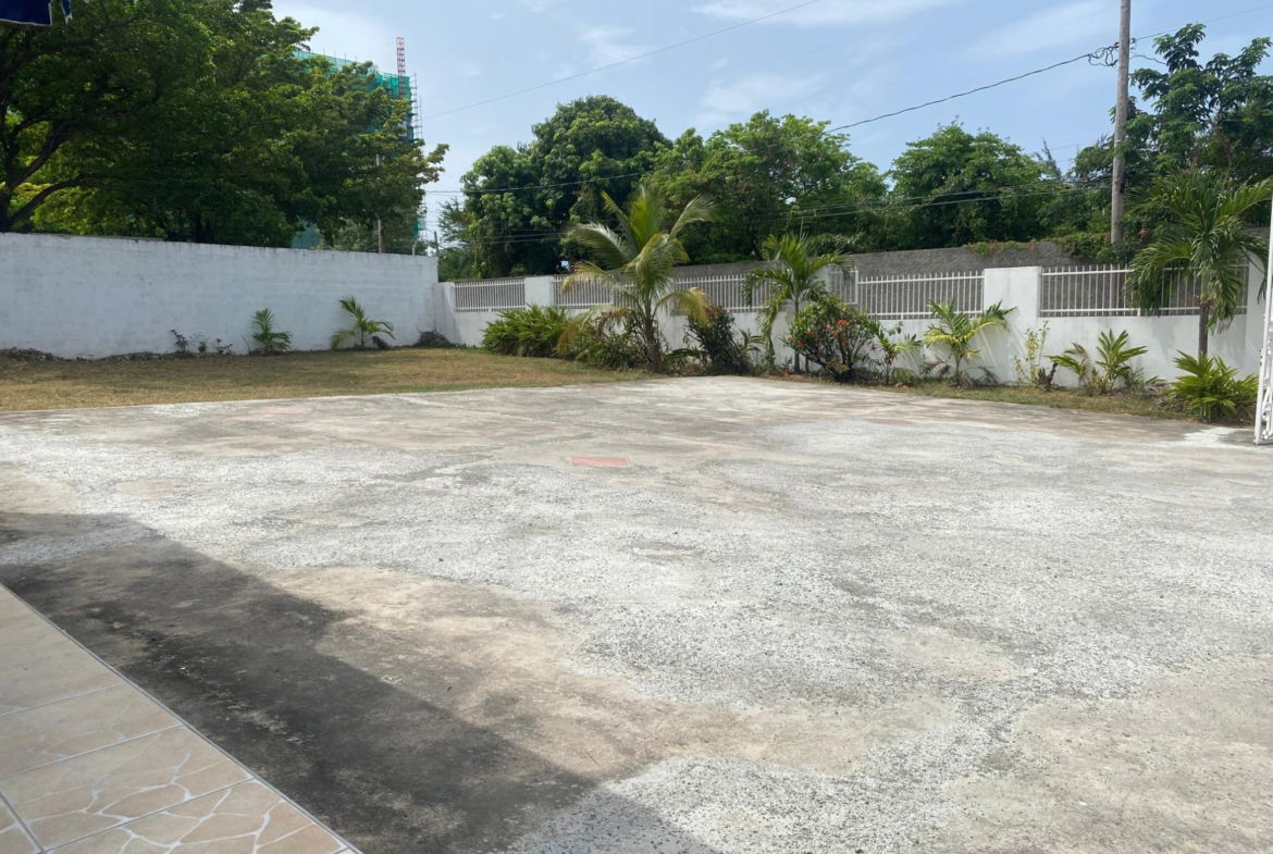 Eighth image of 8 Devon Road in Kingston 10, St. Andrew, Jamaica - property is For Sale