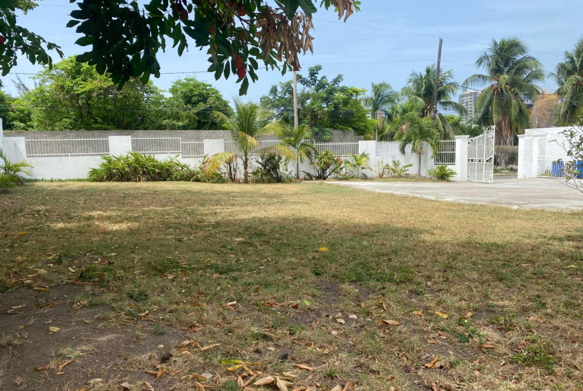 Eighteenth image of 8 Devon Road in Kingston 10, St. Andrew, Jamaica - property is For Sale