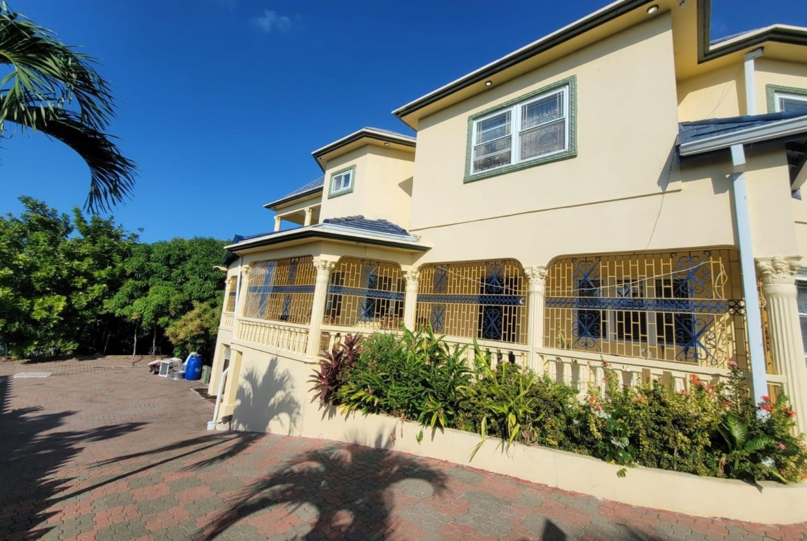Sixth image of 296 Rio Nuevo Circulo in Huddersfield Estates, St. Mary, Jamaica - property is For Sale