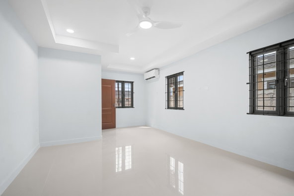 Sixth image of 39 Oak Estate in Greater Portmore, St. Catherine, Jamaica - property is For Rent