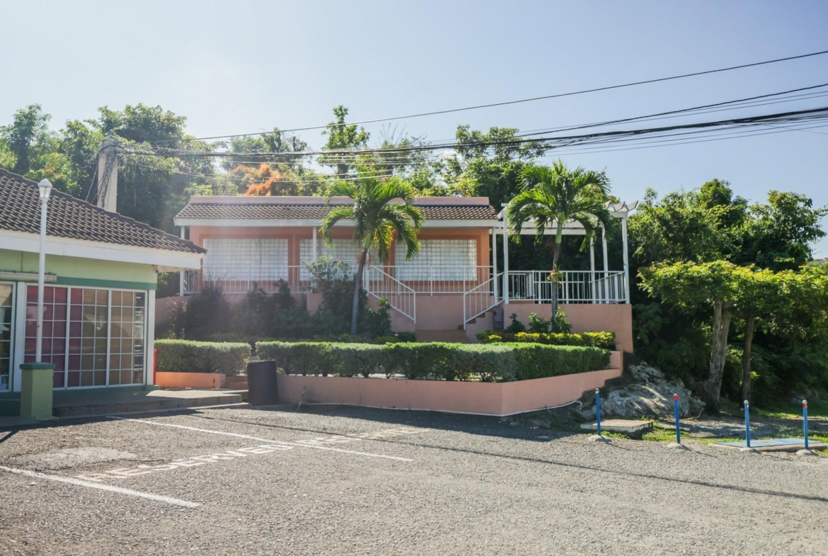 Sixth image of 15- Tecoma Mews in Kingston 6, St. Andrew, Jamaica - property is For Rent