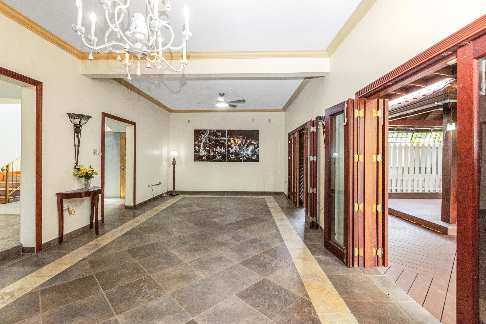 Eleventh image of 4 Gwendon Park in Kingston 8, St. Andrew, Jamaica - property is For Sale