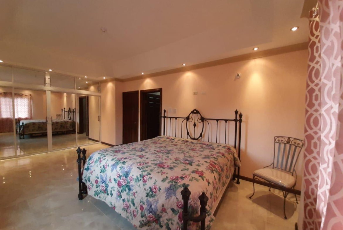 Fourteenth image of 1-3 Sandhurst Place in Kingston 6, St. Andrew, Jamaica - property is For Sale