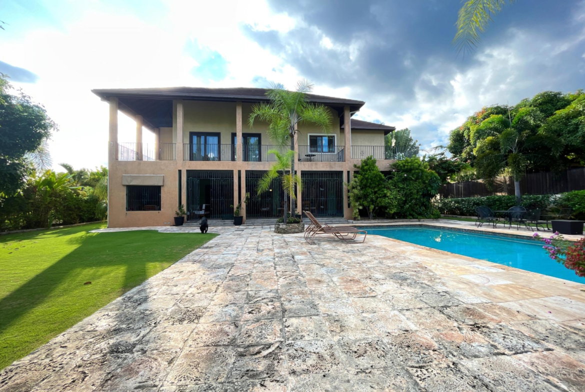 Fourteenth image of 24 Cherry Drive in Kingston 8, St. Andrew, Jamaica - property is For Rent