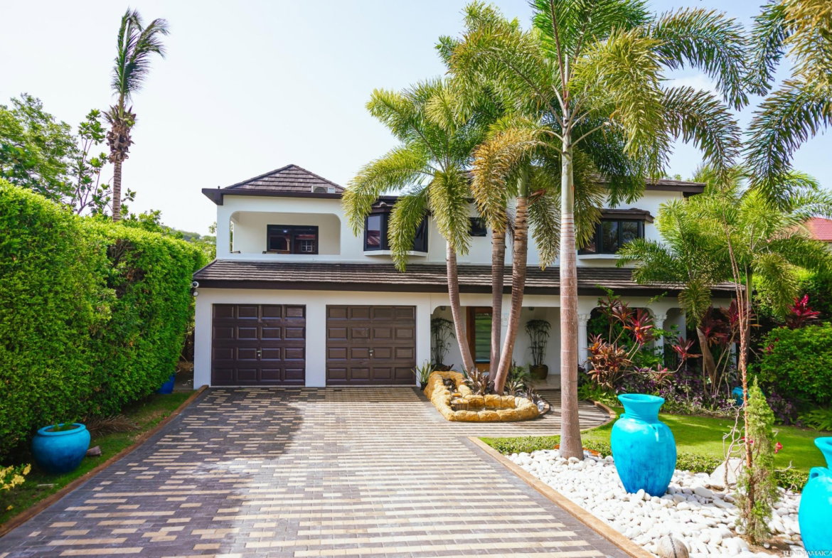 Second image of 37 Reading Avenue in Spanish Town, St. Catherine, Jamaica - property is For Sale