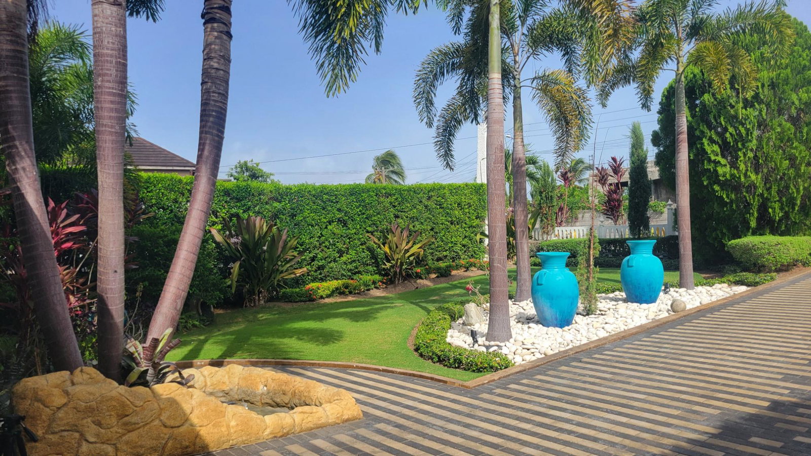 Third image of 37 Reading Avenue in Spanish Town, St. Catherine, Jamaica - property is For Sale