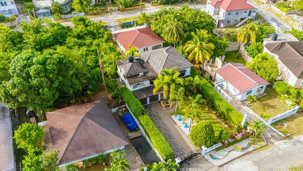 Fourth image of 37 Reading Avenue in Spanish Town, St. Catherine, Jamaica - property is For Sale
