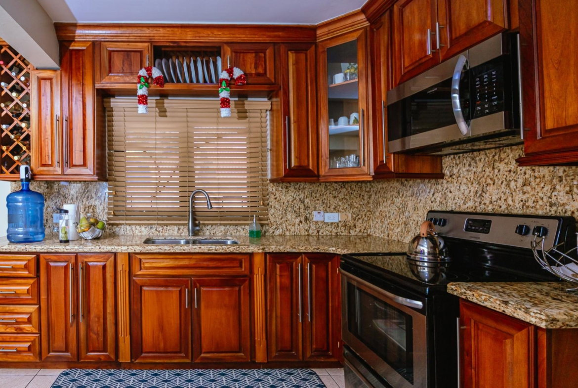 Eighth image of 37 Reading Avenue in Spanish Town, St. Catherine, Jamaica - property is For Sale