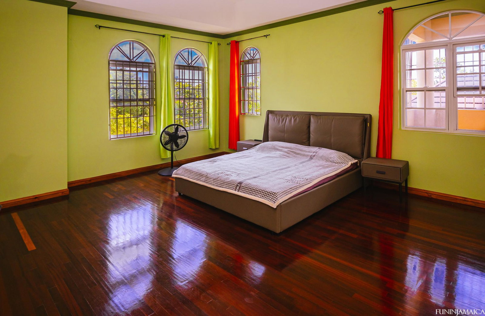 Eleventh image of 5-11 Kendal Road in Battersea, Manchester, Jamaica - property is For Sale