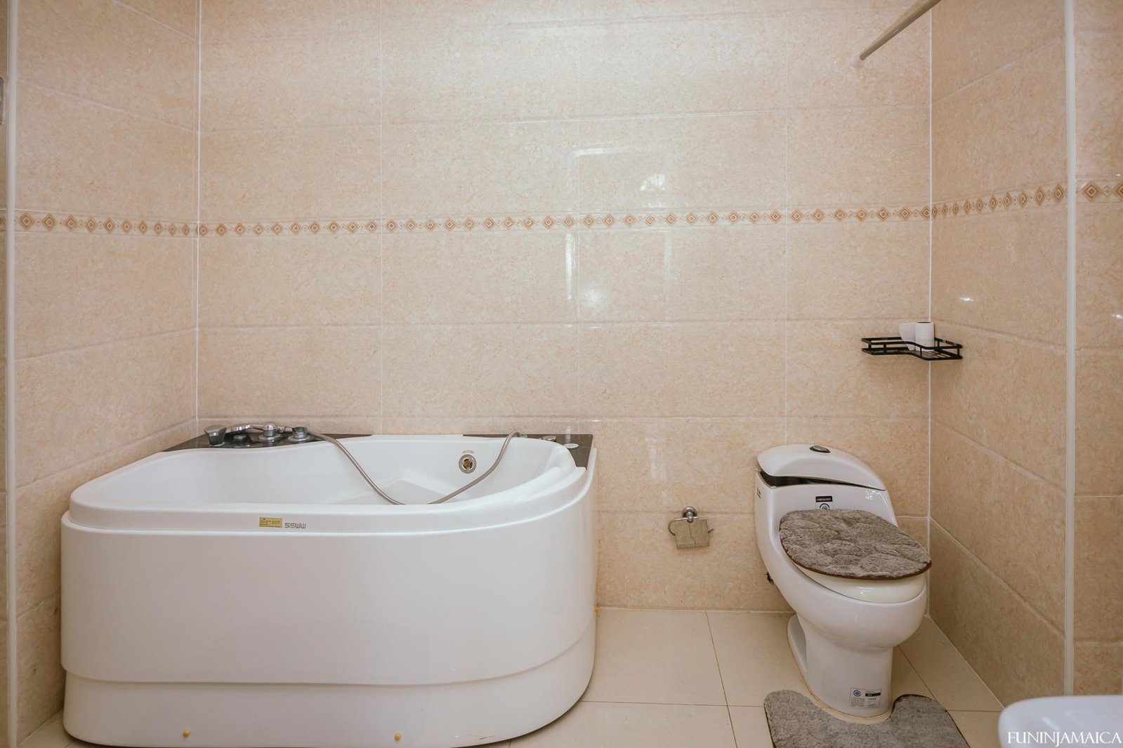 Thirteenth image of 5-11 Kendal Road in Battersea, Manchester, Jamaica - property is For Sale