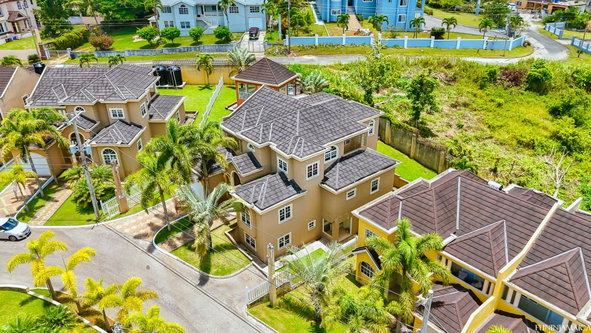 Seventeenth image of 5-11 Kendal Road in Battersea, Manchester, Jamaica - property is For Sale