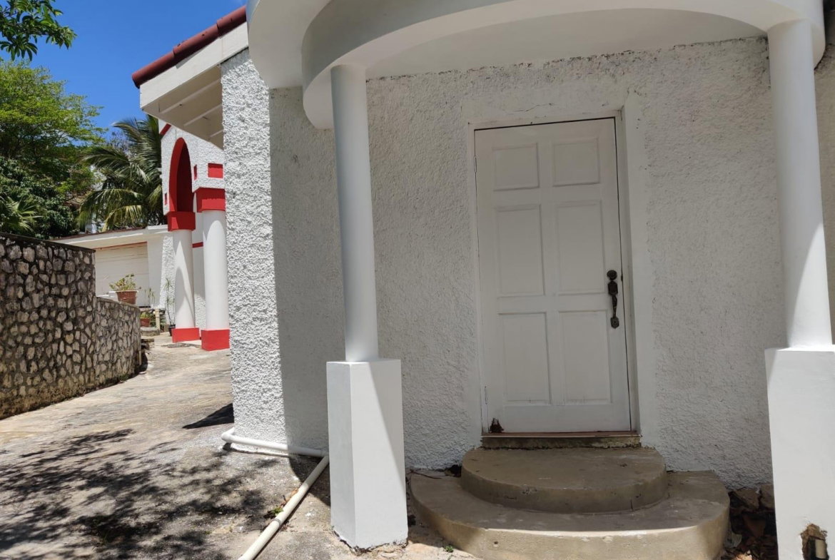 Eighth image of 296 Badminton Place in Mandeville, Manchester, Jamaica - property is For Sale