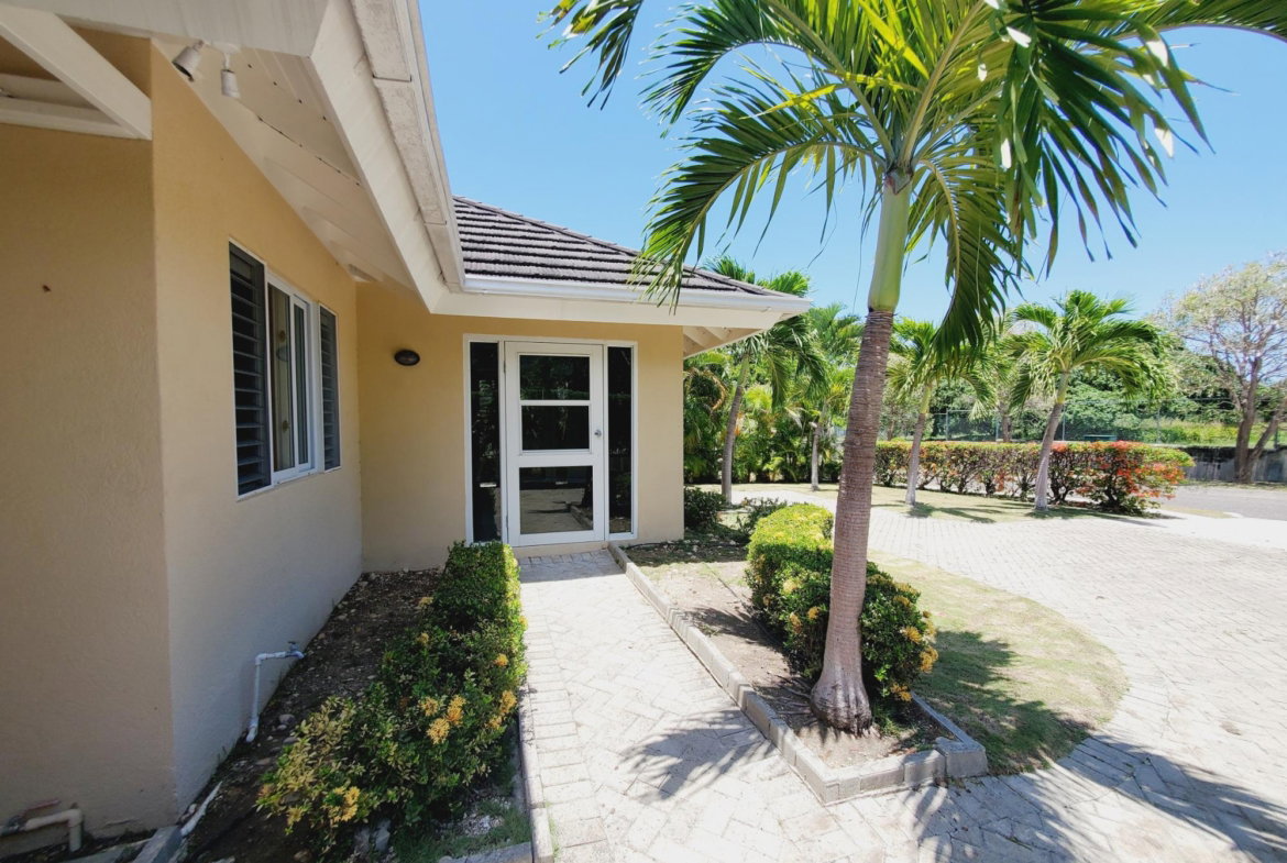 Second image of 262- Orchard Avenue, The Palms in Priory, St. Ann, Jamaica - property is For Rent