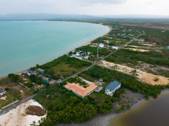 First image of Everglades Center Black r in Parottee, St. Elizabeth, Jamaica - property is For Sale