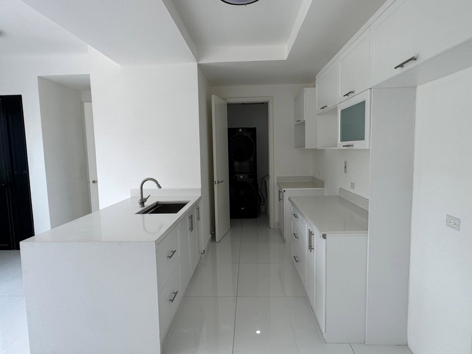 Executive-1-Bedroom-Apartment-for-Rent-in-W39-Wellington-Drive-St.-Andrew-Jamaica Fourth image of B104-39 Wellington Drive in Kingston 6, St. Andrew, Jamaica - property is For Rent