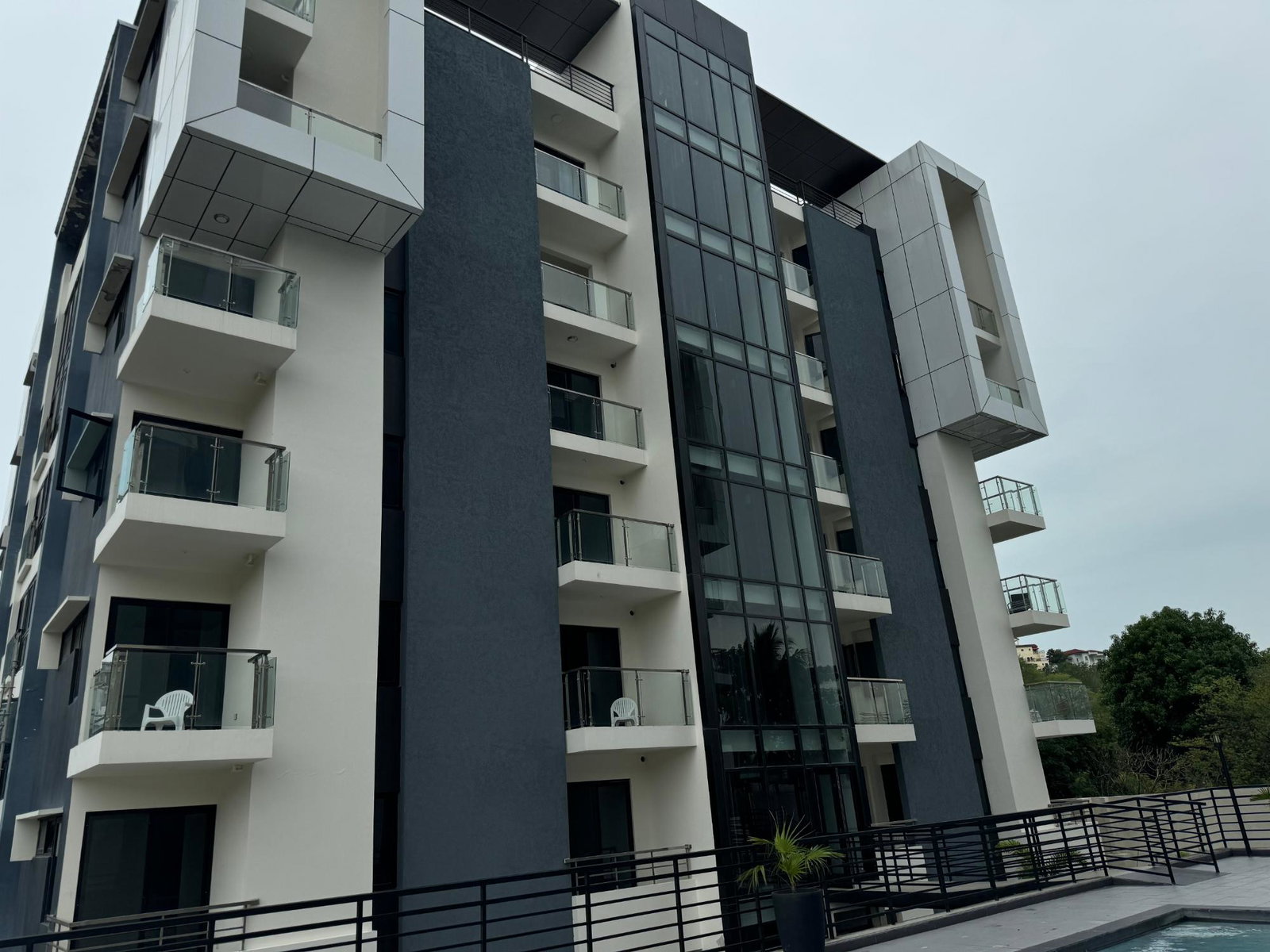 Executive-1-Bedroom-Apartment-for-Rent-in-W39-Wellington-Drive-St.-Andrew-Jamaica First image of B104-39 Wellington Drive in Kingston 6, St. Andrew, Jamaica - property is For Rent
