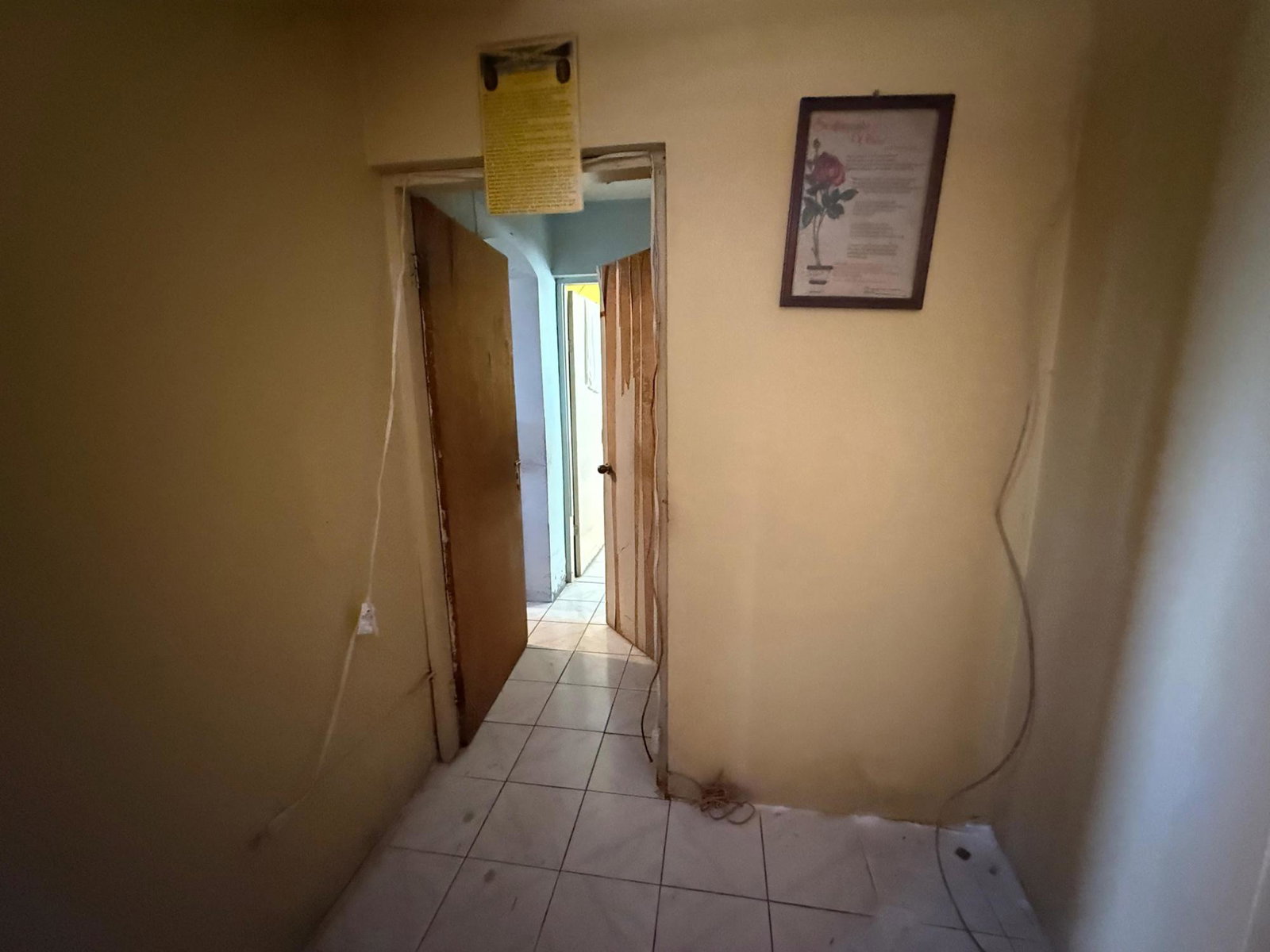 Fixer-Upper-3-Bedroom-House-for-Sale-in-St.-Catherine-Jamaica Second image of 3- South West 35th Way in Greater Portmore, St. Catherine, Jamaica - property is For Sale