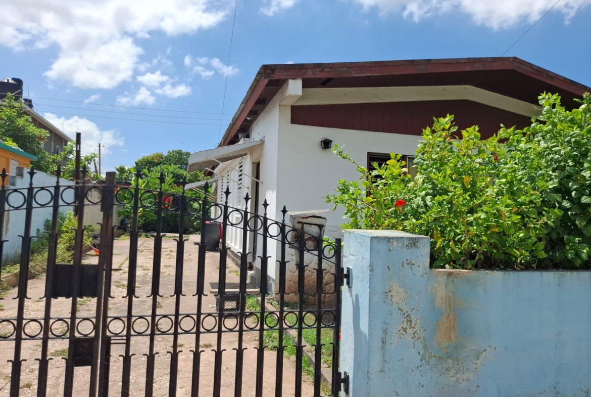 Second image of 6 Duhaney Drive,kingston 20 in Kingston 20, St. Andrew, Jamaica - property is For Sale