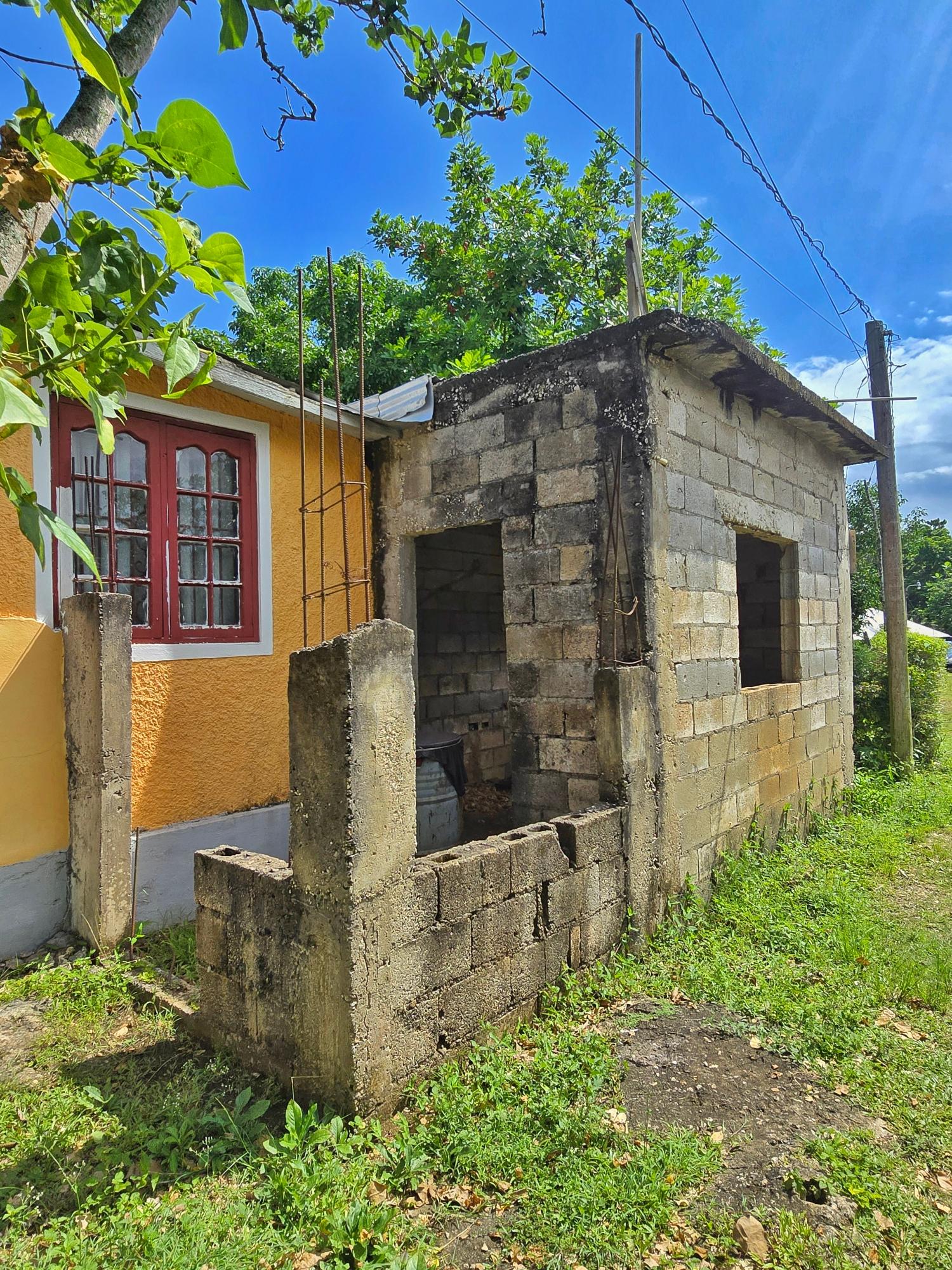 Fifth image of Big Rock, Victoria Linste in Linstead, St. Catherine, Jamaica - property is For Sale