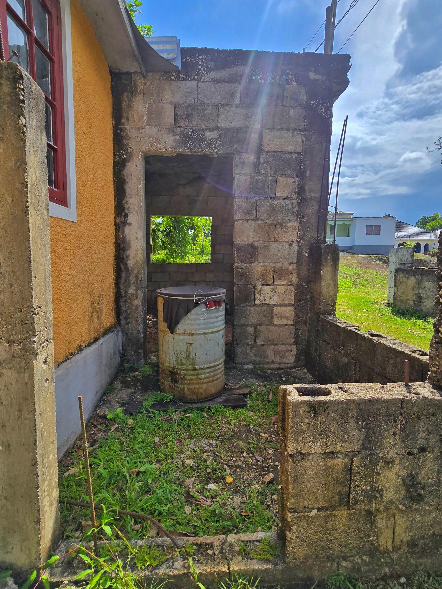 Sixth image of Big Rock, Victoria Linste in Linstead, St. Catherine, Jamaica - property is For Sale