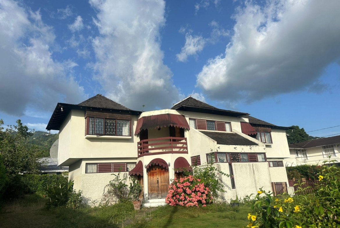 Second image of 6 Carmel Crescent in Kingston 8, St. Andrew, Jamaica - property is For Sale