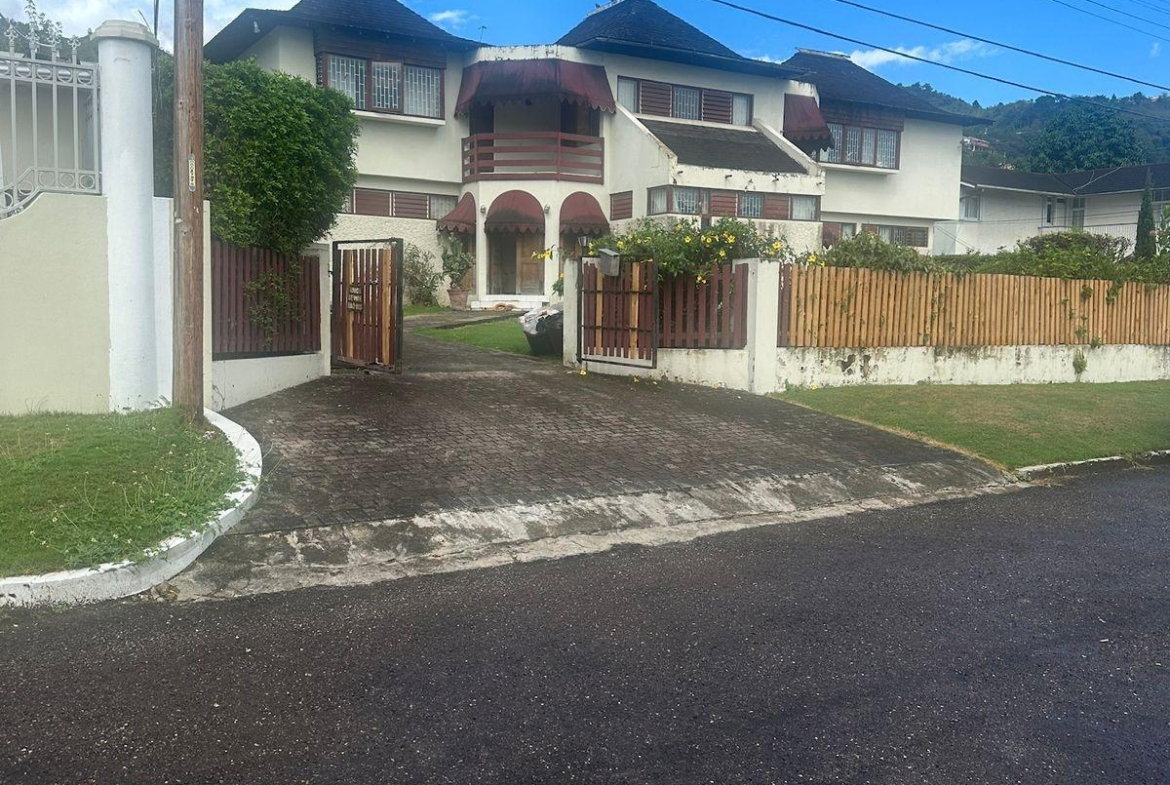 Third image of 6 Carmel Crescent in Kingston 8, St. Andrew, Jamaica - property is For Sale