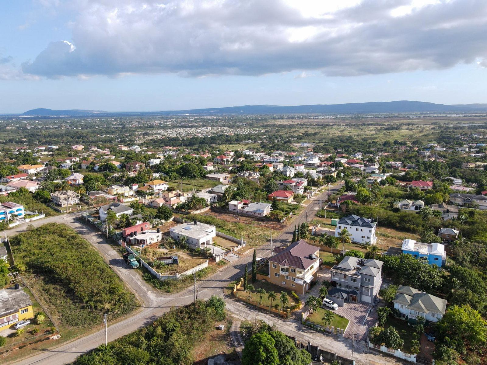 Fixer-Upper-House-for-Sale-in-Green-Acres-St.-Catherine-Jamaica-Investment-Opportunity Fourth image of Century Boulevard in Green Acres, St. Catherine, Jamaica - property is For Sale