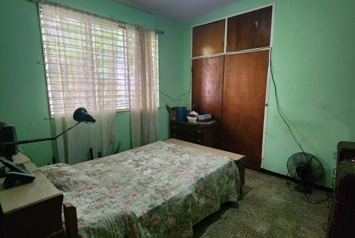 Eighth image of 33 Hart Boulevard, Hope Past in Kingston 6, St. Andrew, Jamaica - property is For Sale