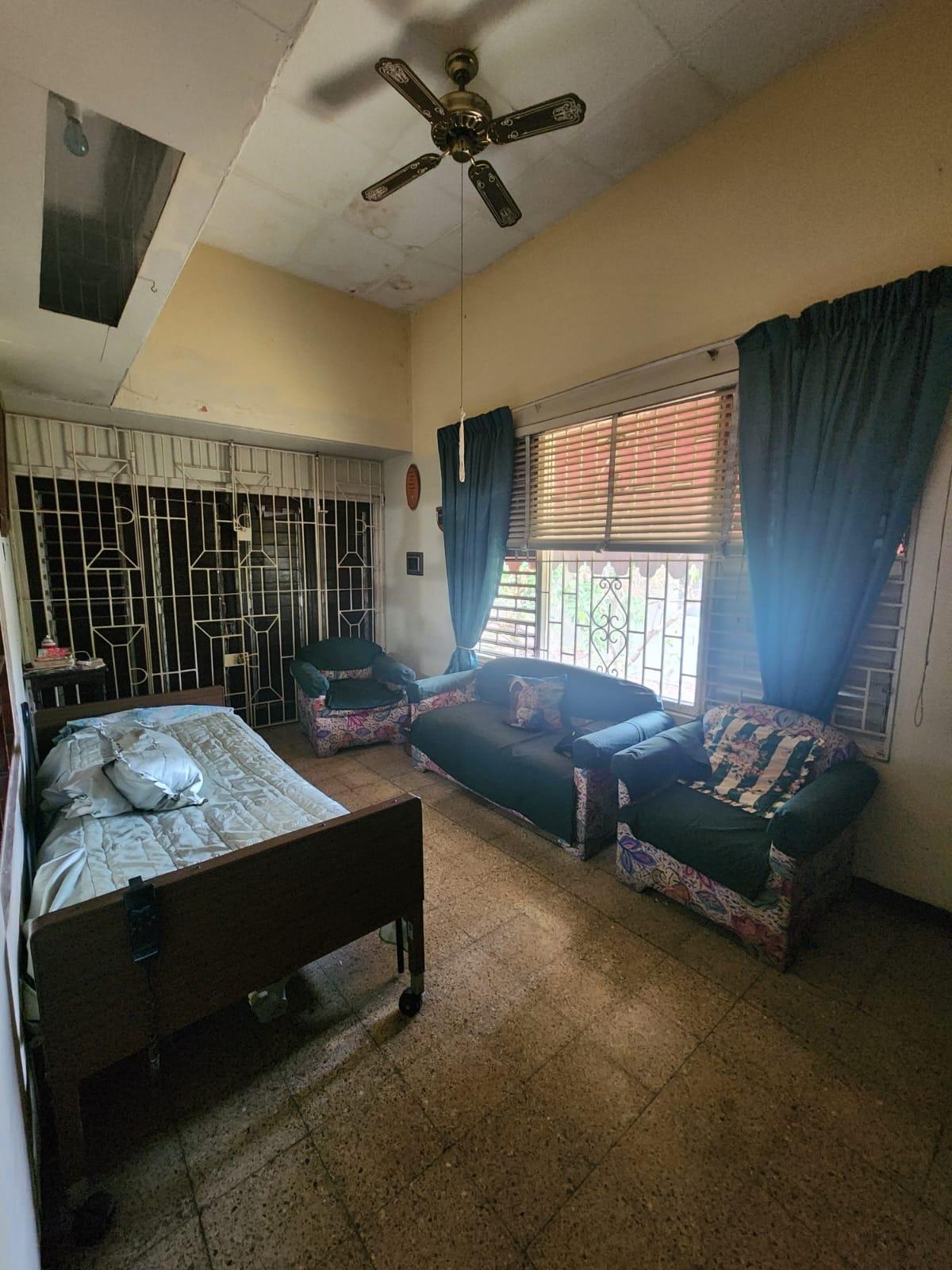 Fixer-Upper-House-for-Sale-in-Hope-Pastures-St.-Andrew-Jamaica Tenth image of 33 Hart Boulevard, Hope Past in Kingston 6, St. Andrew, Jamaica - property is For Sale