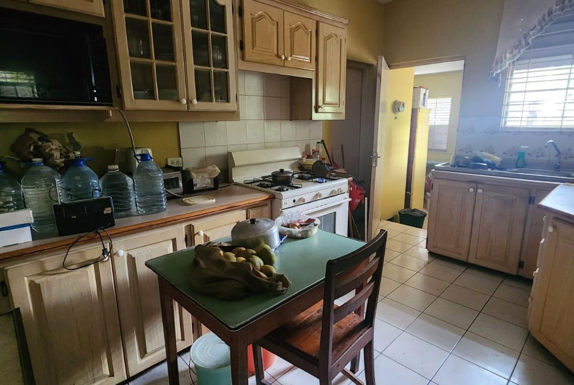 Eleventh image of 33 Hart Boulevard, Hope Past in Kingston 6, St. Andrew, Jamaica - property is For Sale