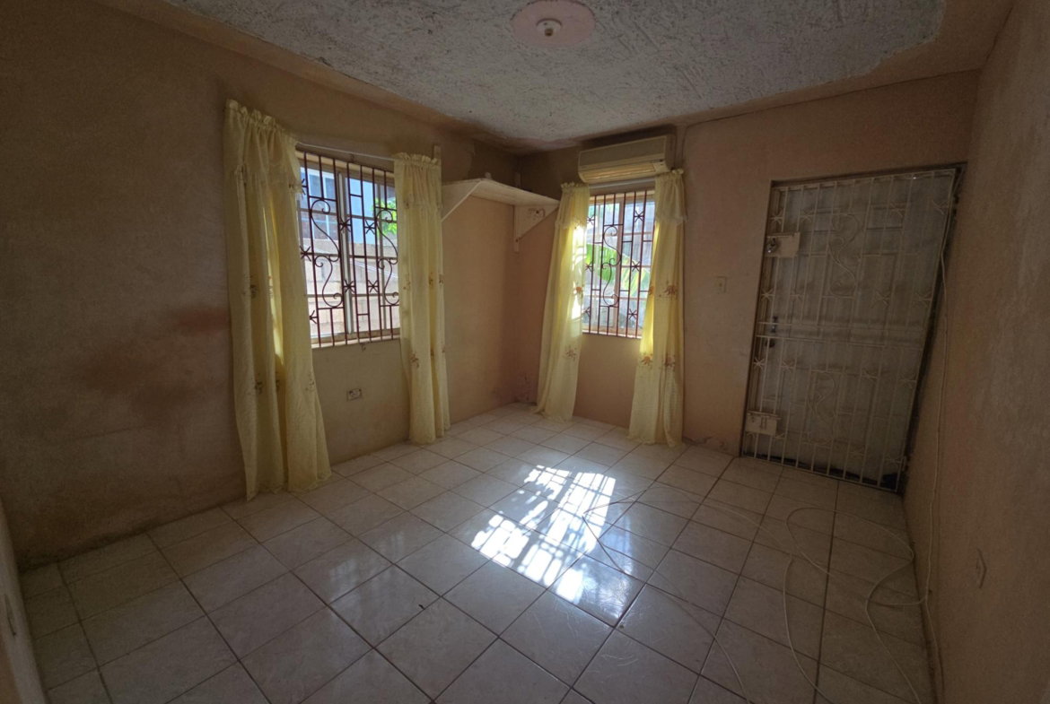 Eleventh image of 316 Seaview Drive West in Old Harbour, St. Catherine, Jamaica - property is For Sale