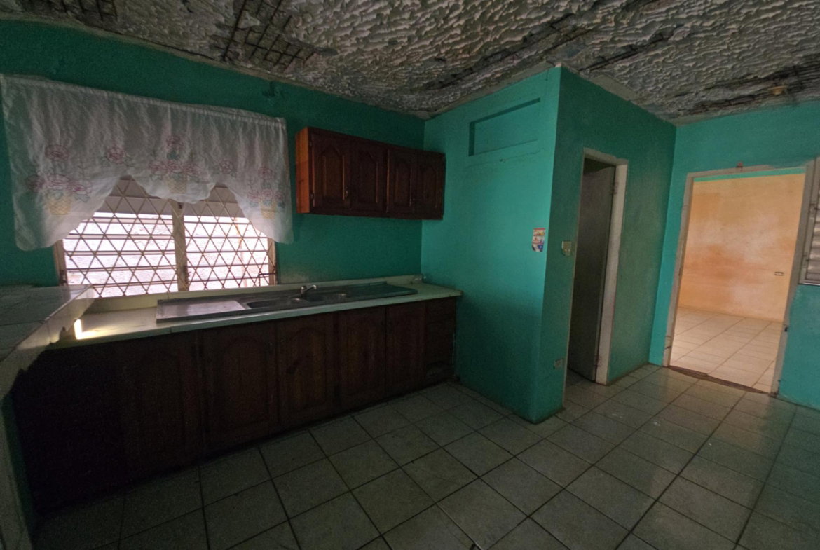 Sixth image of 316 Seaview Drive West in Old Harbour, St. Catherine, Jamaica - property is For Sale