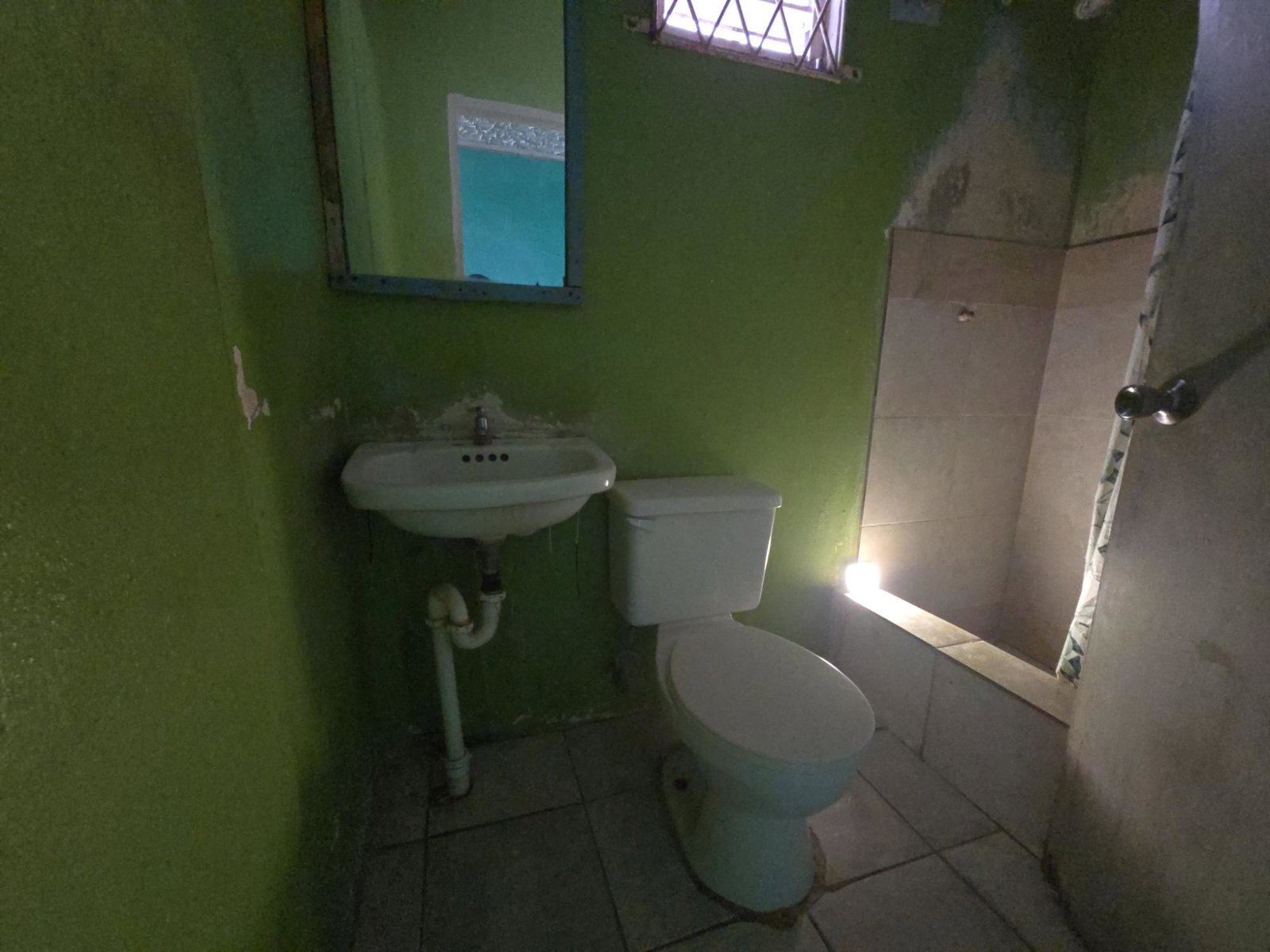 Seventh image of 316 Seaview Drive West in Old Harbour, St. Catherine, Jamaica - property is For Sale