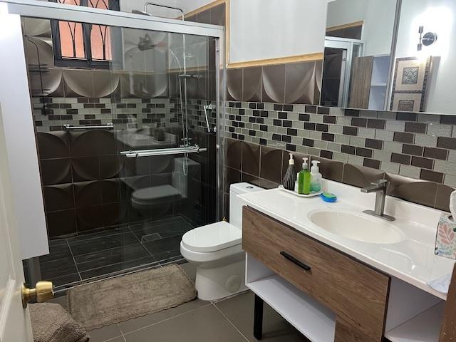 Eleventh image of 1-2 Ripoll Close in Kingston 6, St. Andrew, Jamaica - property is For Rent