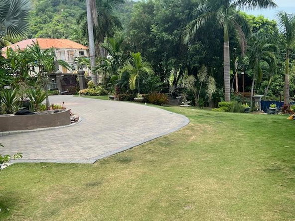 Fourth image of 1-2 Ripoll Close in Kingston 6, St. Andrew, Jamaica - property is For Rent