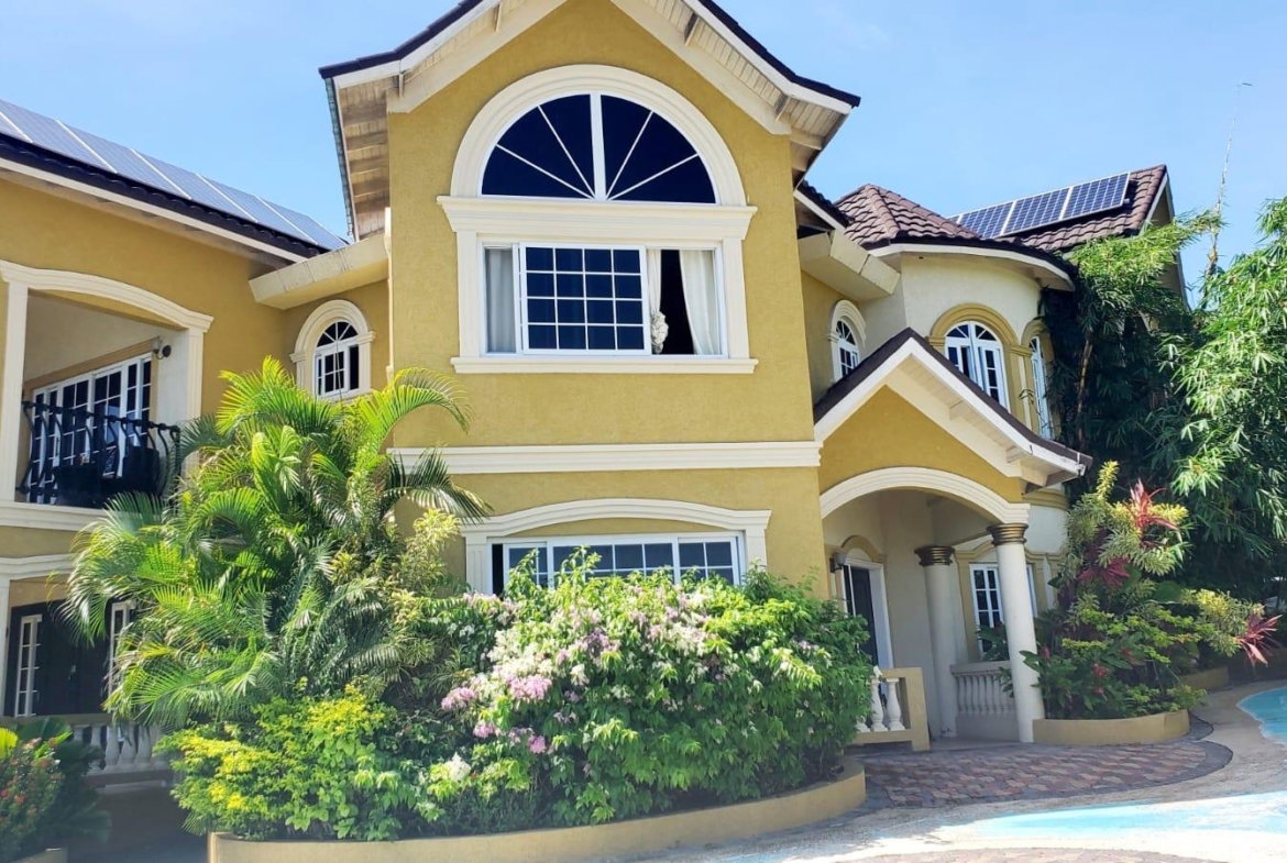 Fifth image of 3-225 Patterson Avenue in Ironshore, St. James, Jamaica - property is For Rent