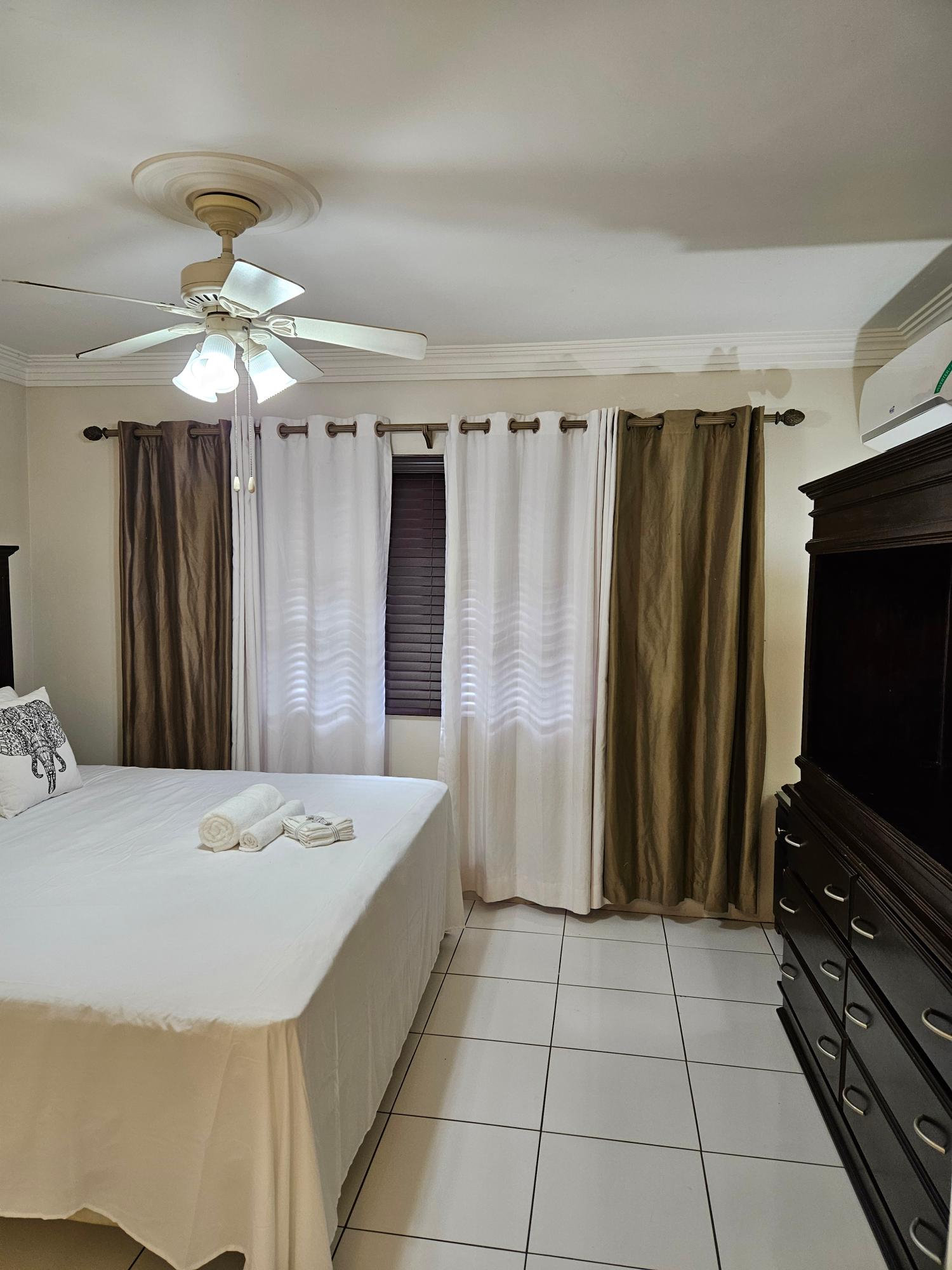 Seventh image of C4-8 Brompton Road in Kingston 5, St. Andrew, Jamaica - property is For Rent