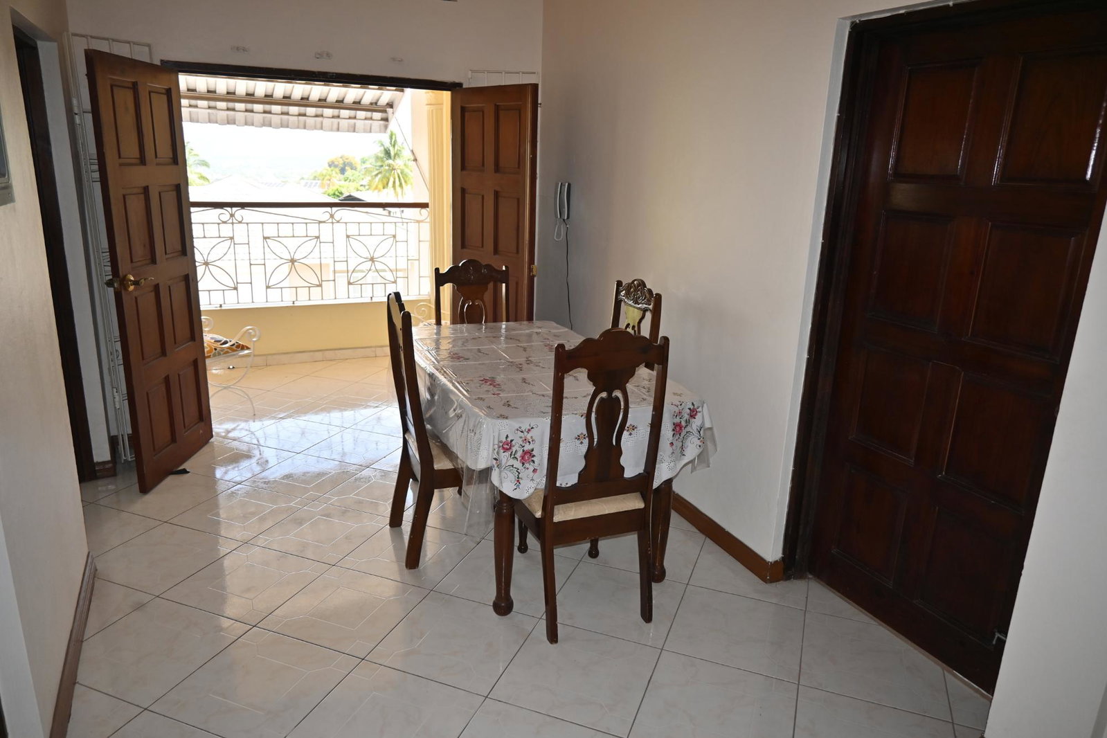 Fully-Furnished-2-Bedroom-House-for-Rent-in-Beverly-Hills-St.-Andrew-Jamaica Fifth image of 14 Blythewood Drive in Kingston 6, St. Andrew, Jamaica - property is For Rent