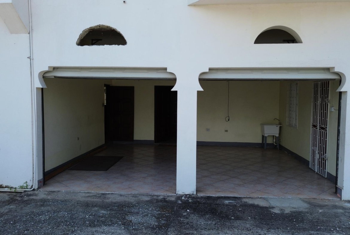 Tenth image of 14 Blythewood Drive in Kingston 6, St. Andrew, Jamaica - property is For Rent