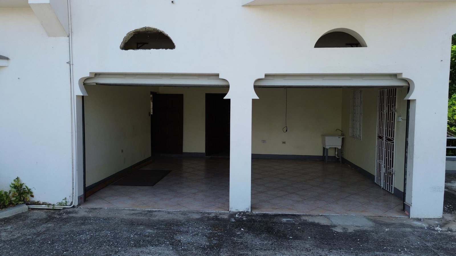 Fully-Furnished-2-Bedroom-House-for-Rent-in-Beverly-Hills-St.-Andrew-Jamaica Tenth image of 14 Blythewood Drive in Kingston 6, St. Andrew, Jamaica - property is For Rent
